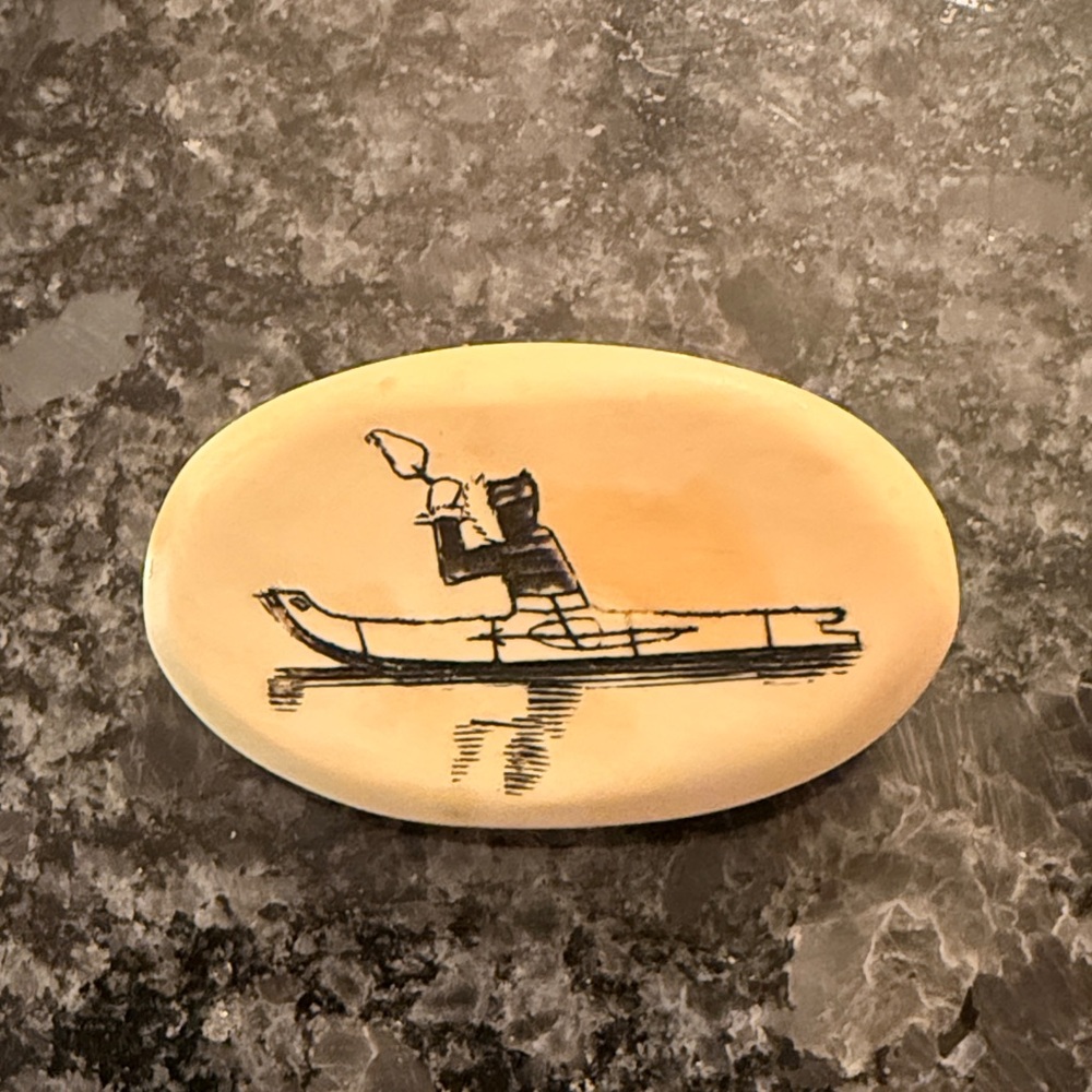Vintage Alaskan Native Inuit Scrimshaw Brooch